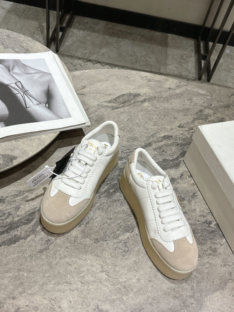 Pra*a sneakers